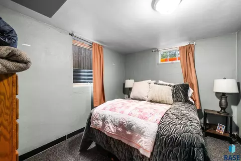 Bedroom - 112 E 41st St, Sioux Falls, SD 57105 photo 5 of 5