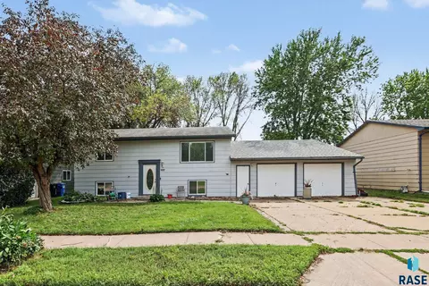 6209 W 60th St, Sioux Falls, SD 57106