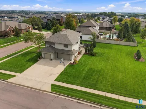 View/Area - 7601 S Ridgestone Dr, Sioux Falls, SD 57108 photo 3 of 4