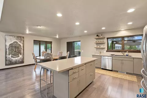Kitchen - 7601 S Ridgestone Dr, Sioux Falls, SD 57108 photo 3 of 3