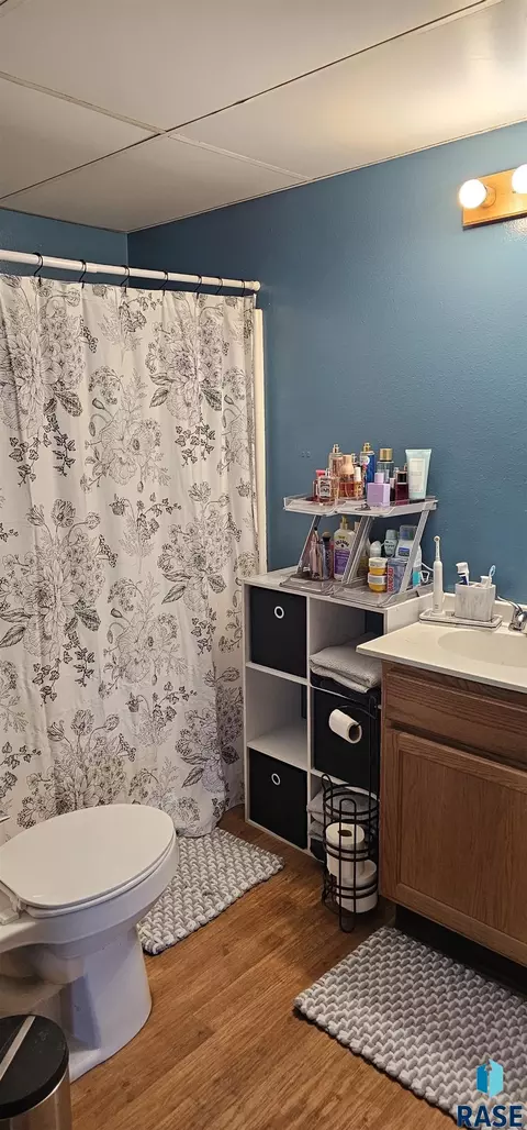 Bath - 140 3rd St, Monroe, SD 57047 photo 1 of 1