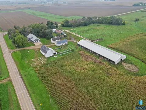 1810 210th St, Inwood, IA 51240