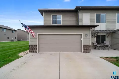 7705 S Townsley Ave #11, Sioux Falls, SD 57108
