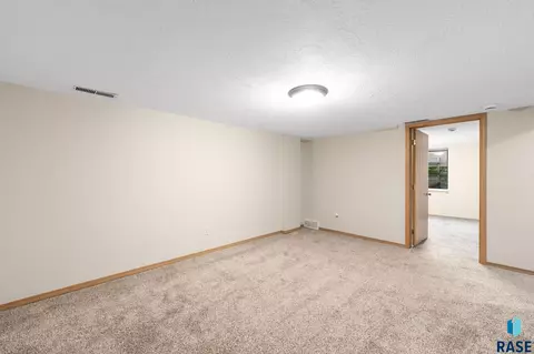 Other - 3208 S Phillips Ave, Sioux Falls, SD 57105 photo 6 of 10