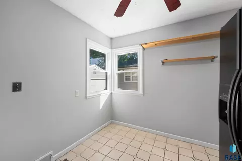 Other - 3208 S Phillips Ave, Sioux Falls, SD 57105 photo 1 of 10