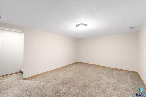 Other - 3208 S Phillips Ave, Sioux Falls, SD 57105 photo 5 of 10