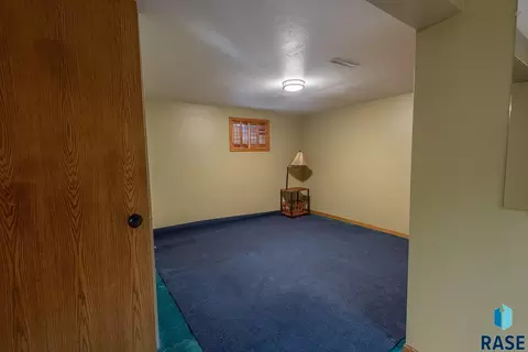 Bedroom - 3204 E 15th St, Sioux Falls, SD 57103 photo 5 of 6