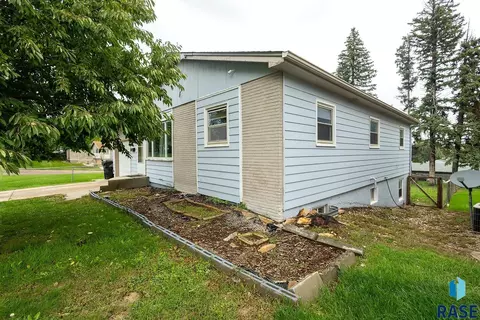 Other - 3204 E 15th St, Sioux Falls, SD 57103 photo 8 of 9