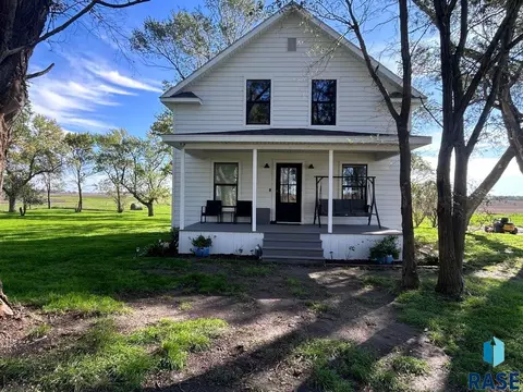 261 42465 St, Alexandria, SD 57311