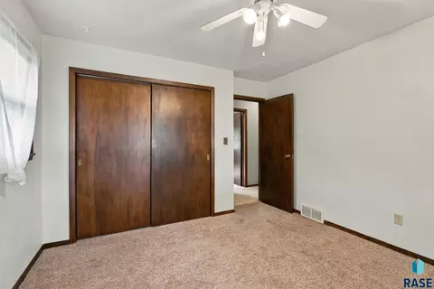 Bedroom - 406 Johnson Ave, Baltic, SD 57003 photo 2 of 7