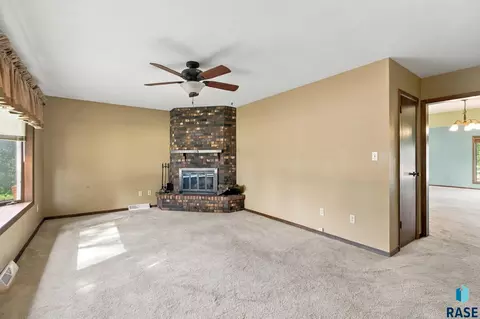 Living - 406 Johnson Ave, Baltic, SD 57003 photo 2 of 5