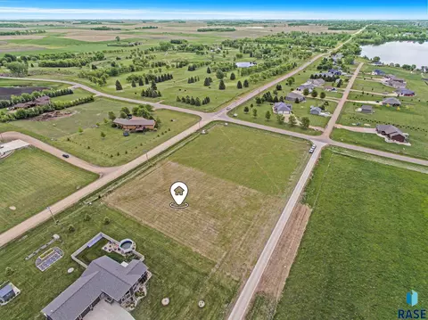 Bob Price Blvd, Madison, SD 57042 photo 11