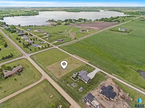 Bob Price Blvd, Madison, SD 57042 photo 13