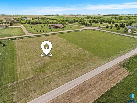 Bob Price Blvd, Madison, SD 57042 photo 2