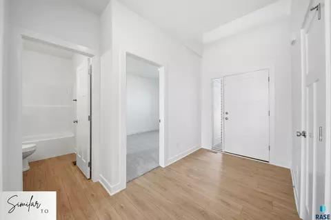 Entry Way - 405 S Willow Spring Dr, Sioux Falls, SD 57110 photo 1 of 1