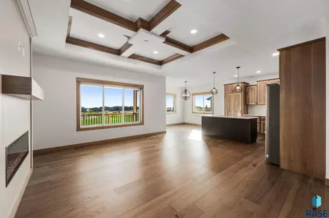 Living - 6413 Fieldview St, Sioux Falls, SD 57110 photo 3 of 11