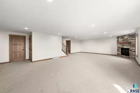 Living - 6413 Fieldview St, Sioux Falls, SD 57110 photo 6 of 11