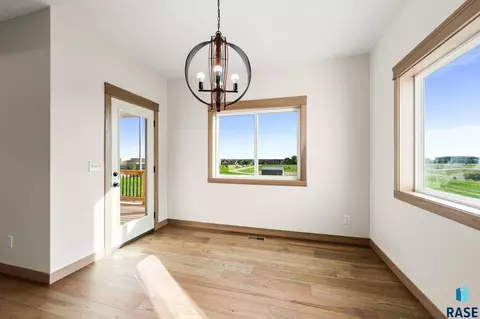 Dining - 6413 Fieldview St, Sioux Falls, SD 57110 photo 1 of 1