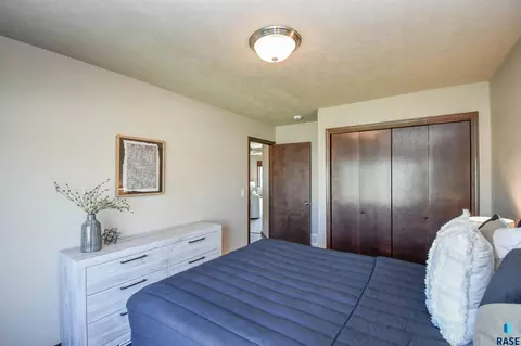 Bedroom - 5733 W Bream Ct, Sioux Falls, SD 57107 photo 7 of 12
