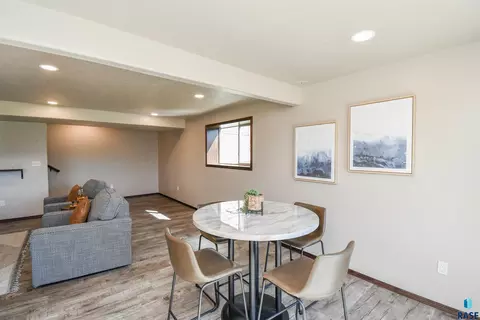 Dining - 5733 W Bream Ct, Sioux Falls, SD 57107 photo 6 of 6