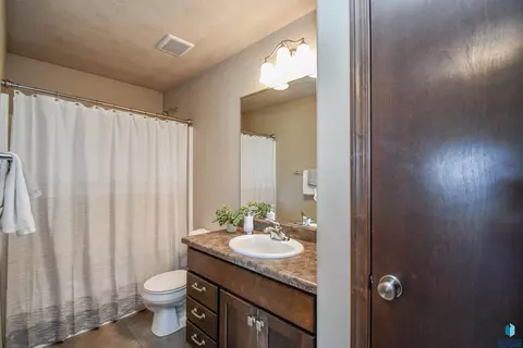 Bath - 5733 W Bream Ct, Sioux Falls, SD 57107 photo 1 of 3