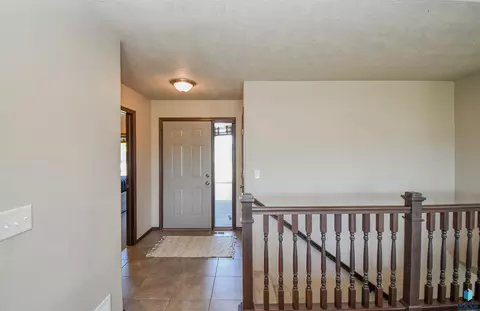 Entry Way - 5733 W Bream Ct, Sioux Falls, SD 57107 photo 1 of 1
