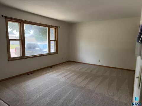 Living - 210 E 3rd St, Freeman, SD 57029 photo 7 of 9