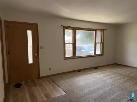Living - 210 E 3rd St, Freeman, SD 57029 photo 8 of 9