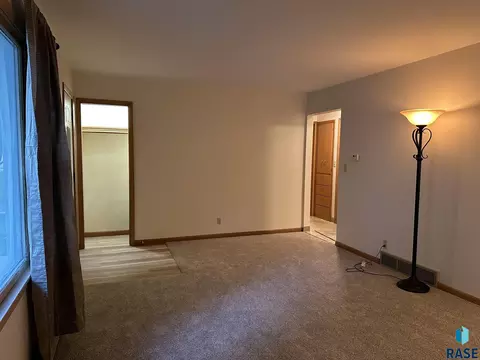 Living - 210 E 3rd St, Freeman, SD 57029 photo 4 of 9