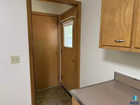 Entry Way - 210 E 3rd St, Freeman, SD 57029 photo 4 of 5