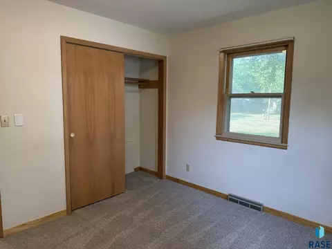 Bedroom - 210 E 3rd St, Freeman, SD 57029 photo 8 of 11