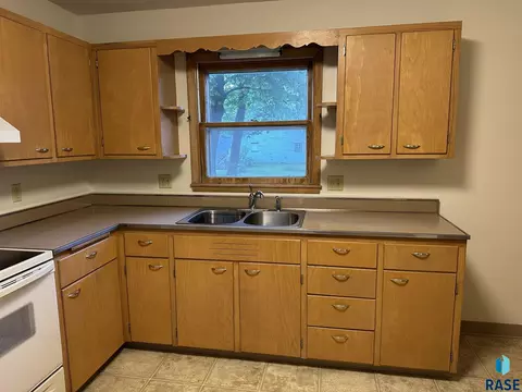 Kitchen - 210 E 3rd St, Freeman, SD 57029 photo 4 of 9
