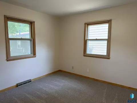 Bedroom - 210 E 3rd St, Freeman, SD 57029 photo 6 of 11