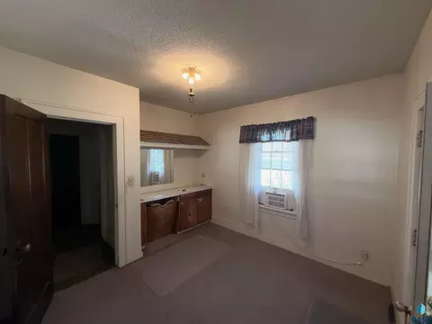 310 6th St, Hudson, SD 57034 photo 9