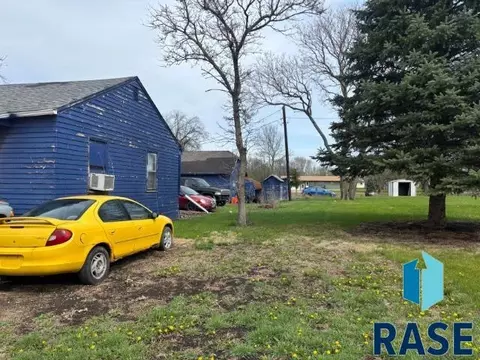 310 Elm St, Canova, SD 57321 photo 9