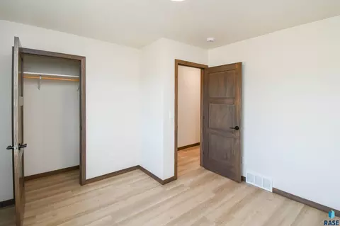 Bedroom - 1818 S Daylight Dr, Sioux Falls, SD 57110 photo 7 of 10