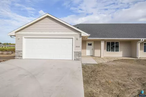 Exterior - 1818 S Daylight Dr, Sioux Falls, SD 57110 photo 1 of 7