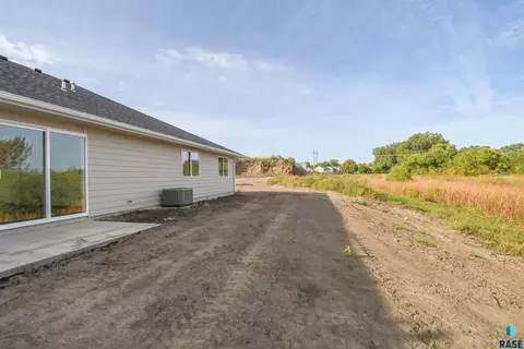 Exterior - 1818 S Daylight Dr, Sioux Falls, SD 57110 photo 5 of 7