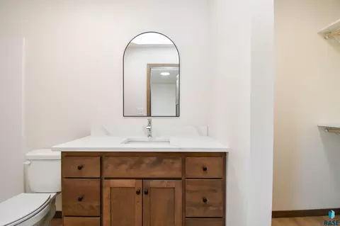 Bath - 1818 S Daylight Dr, Sioux Falls, SD 57110 photo 1 of 3