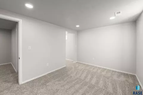 Other - 1422 E 4th St, Sioux Falls, SD 57103 photo 10 of 15