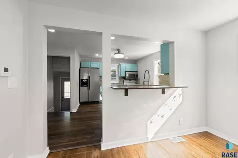 Other - 1422 E 4th St, Sioux Falls, SD 57103 photo 2 of 15