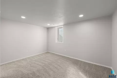 Other - 1422 E 4th St, Sioux Falls, SD 57103 photo 8 of 15