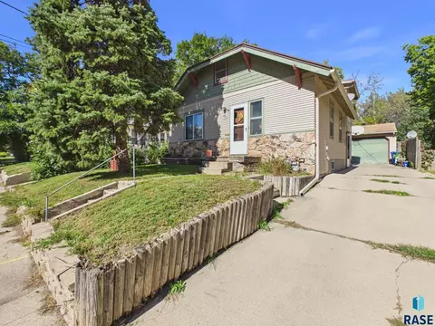 1006 W 5th St, Sioux Falls, SD 57104
