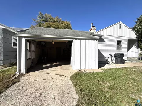 Other - 521 W 2nd Ave, Miller, SD 57362 photo 11 of 14