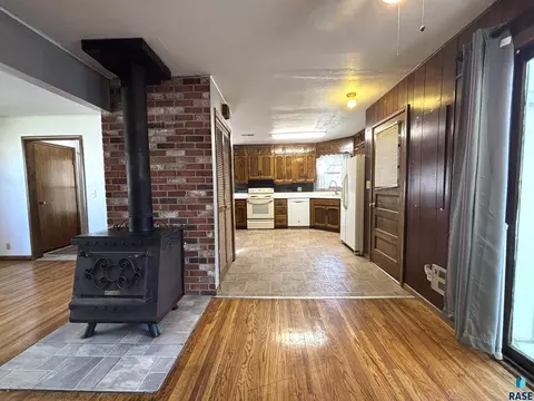 Other - 521 W 2nd Ave, Miller, SD 57362 photo 2 of 14