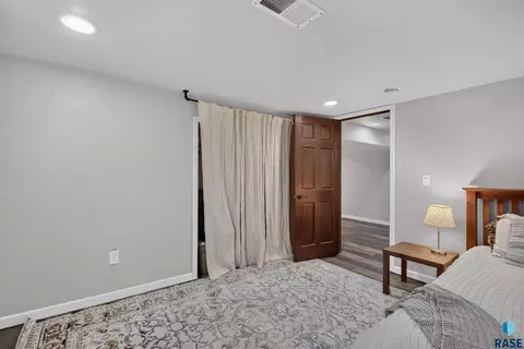 Bedroom - 3108 E 19th St, Sioux Falls, SD 57103 photo 6 of 8