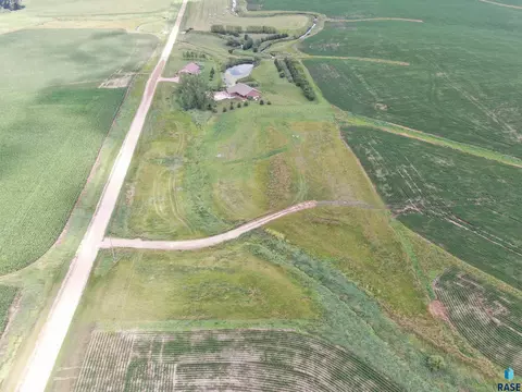 472 Nd Ave, Dell Rapids, SD 57022 photo 10