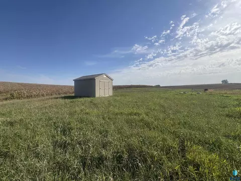 472 Nd Ave, Dell Rapids, SD 57022 photo 4