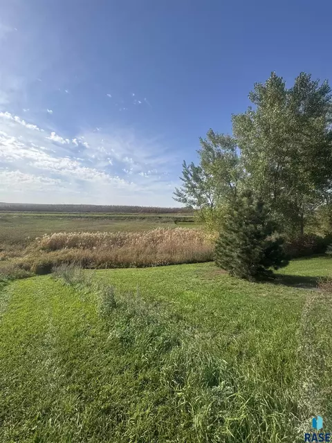 472 Nd Ave, Dell Rapids, SD 57022 photo 5