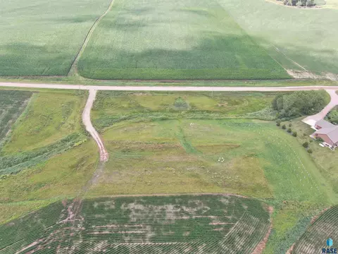 472 Nd Ave, Dell Rapids, SD 57022 photo 11